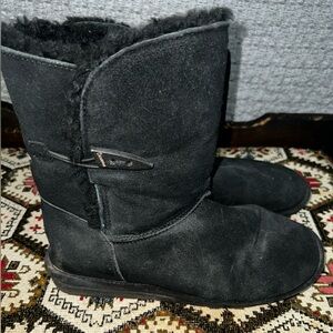 BearPaw Women's Black Winter Boots Size 8